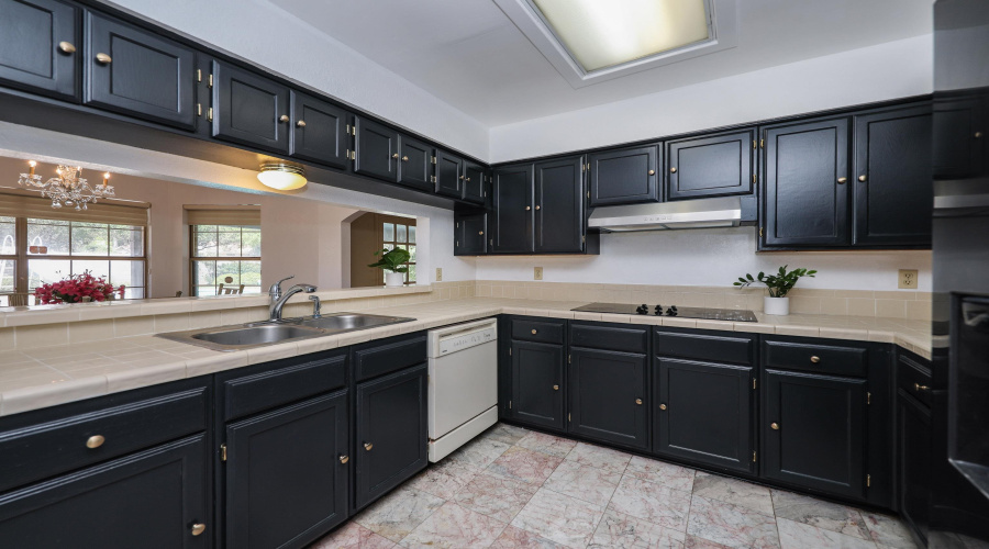 1500 Demaret Ct, Laredo, Texas 78045, 4 Bedrooms Bedrooms, 8 Rooms Rooms,3 BathroomsBathrooms,Residential,For Sale,1500 Demaret Ct,20261261