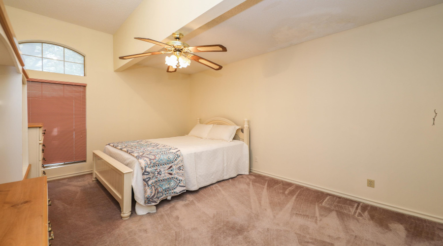 1500 Demaret Ct, Laredo, Texas 78045, 4 Bedrooms Bedrooms, 8 Rooms Rooms,3 BathroomsBathrooms,Residential,For Sale,1500 Demaret Ct,20261261