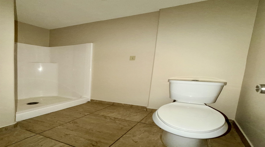 408 Shiloh Dr, Laredo, Texas 78045, 2 Bedrooms Bedrooms, 5 Rooms Rooms,2 BathroomsBathrooms,Residential,For Rent,408 Shiloh Dr,20261263