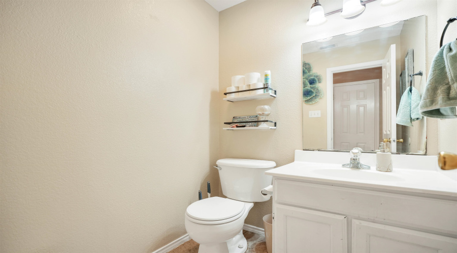 2122 Mallorca Dr, LAREDO, Texas 78046, 5 Bedrooms Bedrooms, 7 Rooms Rooms,3 BathroomsBathrooms,Residential,For Rent,2122 Mallorca Dr,20261268