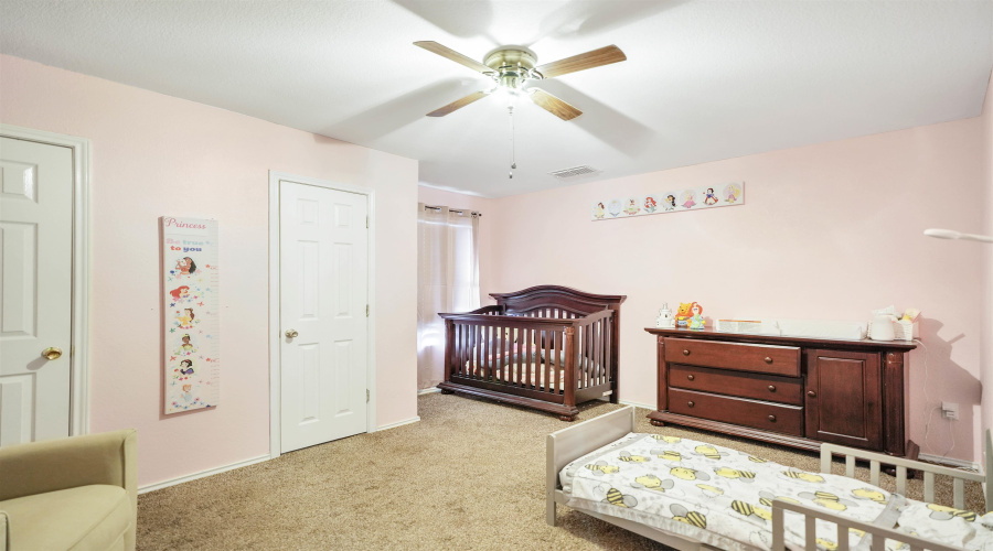 2122 Mallorca Dr, LAREDO, Texas 78046, 5 Bedrooms Bedrooms, 7 Rooms Rooms,3 BathroomsBathrooms,Residential,For Rent,2122 Mallorca Dr,20261268