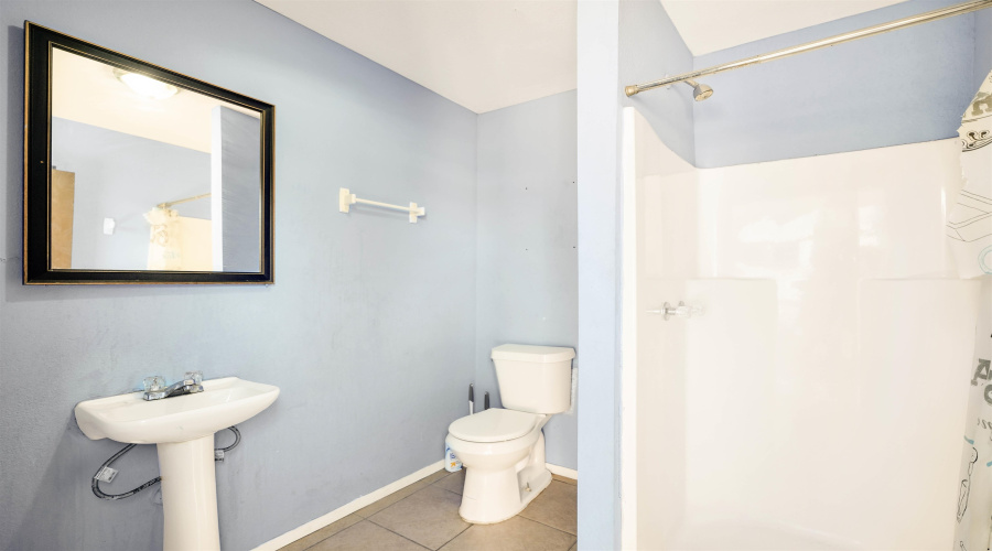 2122 Mallorca Dr, LAREDO, Texas 78046, 5 Bedrooms Bedrooms, 7 Rooms Rooms,3 BathroomsBathrooms,Residential,For Rent,2122 Mallorca Dr,20261268