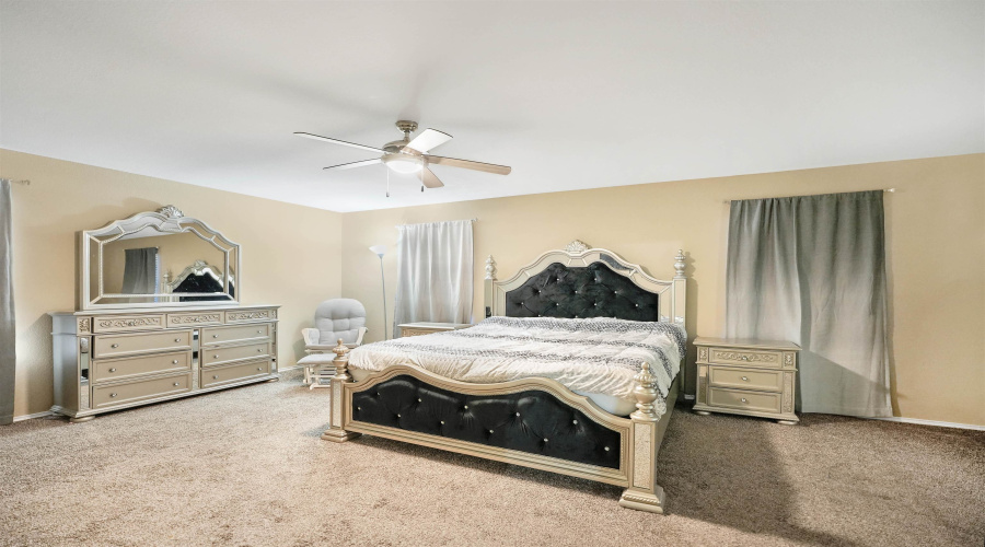 2122 Mallorca Dr, LAREDO, Texas 78046, 5 Bedrooms Bedrooms, 7 Rooms Rooms,3 BathroomsBathrooms,Residential,For Rent,2122 Mallorca Dr,20261268