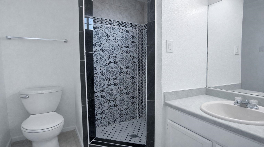 1220 Fremont St, Laredo, Texas 78040, 3 Bedrooms Bedrooms, 4 Rooms Rooms,2 BathroomsBathrooms,Residential,For Sale,1220 Fremont St,20261269