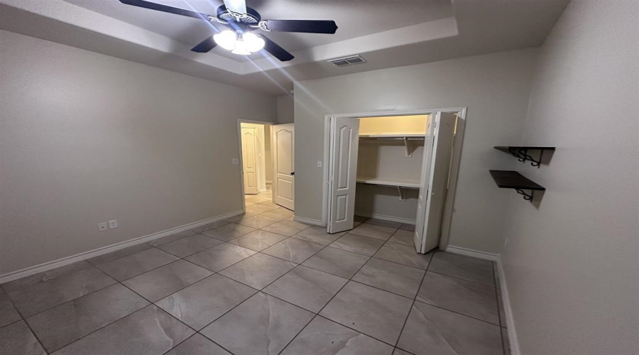 7227 Sylvia Plath Dr, Laredo, Texas 78041-0000, 4 Bedrooms Bedrooms, 8 Rooms Rooms,2 BathroomsBathrooms,Residential,For Sale,7227 Sylvia Plath Dr,20261270