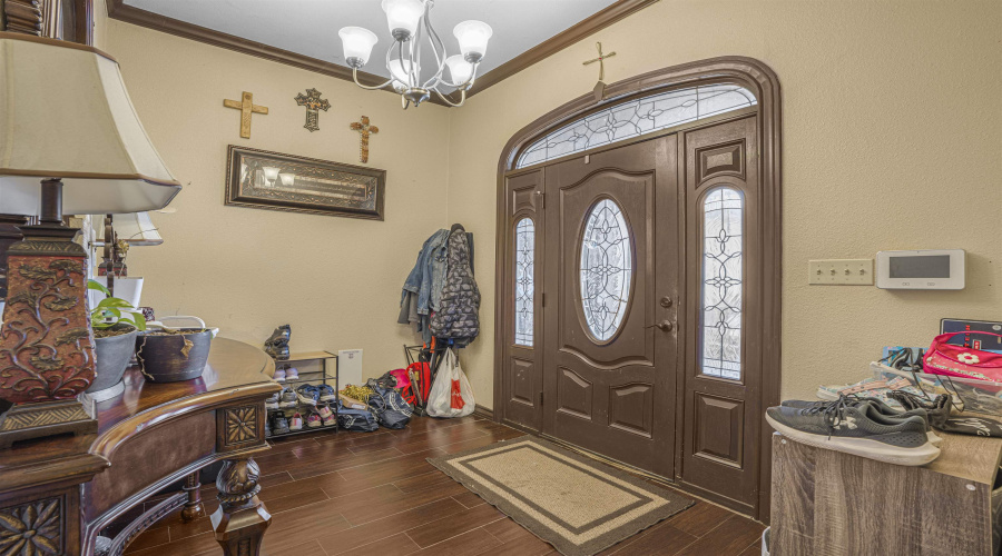 301 Esperanza Dr, Laredo, Texas 78041, 5 Bedrooms Bedrooms, 8 Rooms Rooms,4 BathroomsBathrooms,Residential,For Sale,301 Esperanza Dr,20261271