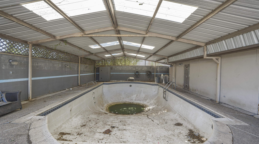 301 Esperanza Dr, Laredo, Texas 78041, 5 Bedrooms Bedrooms, 8 Rooms Rooms,4 BathroomsBathrooms,Residential,For Sale,301 Esperanza Dr,20261271