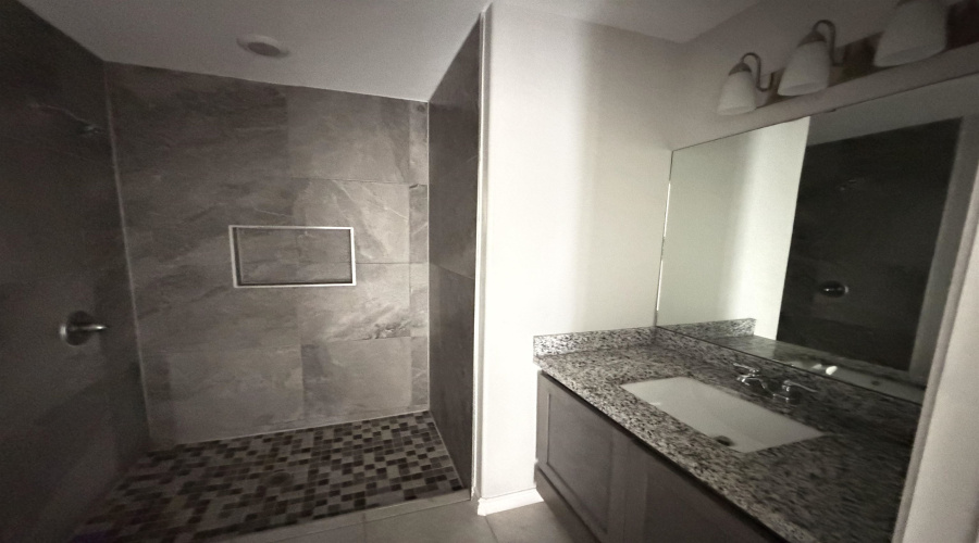 3501 Joaquin Ponce, Laredo, Texas 78046, 4 Bedrooms Bedrooms, 7 Rooms Rooms,2 BathroomsBathrooms,Residential,For Sale,3501 Joaquin Ponce,20261274