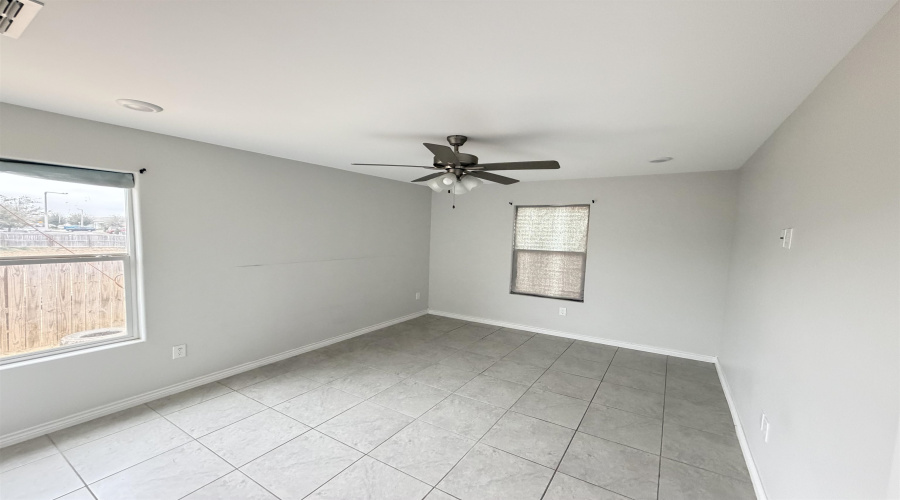 3501 Joaquin Ponce, Laredo, Texas 78046, 4 Bedrooms Bedrooms, 7 Rooms Rooms,2 BathroomsBathrooms,Residential,For Sale,3501 Joaquin Ponce,20261274