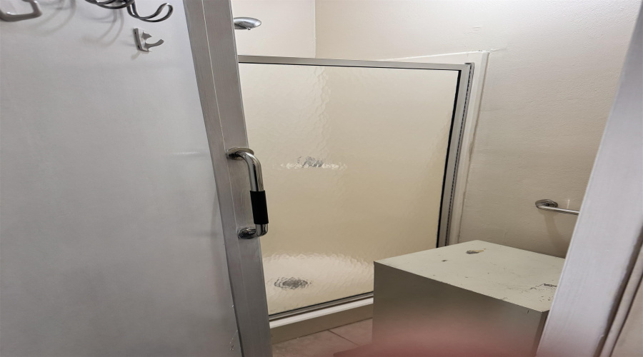 100 E Aurora St, Laredo, Texas 78040, 2 Bedrooms Bedrooms, 4 Rooms Rooms,2 BathroomsBathrooms,Residential,For Sale,100 E Aurora St,20261275