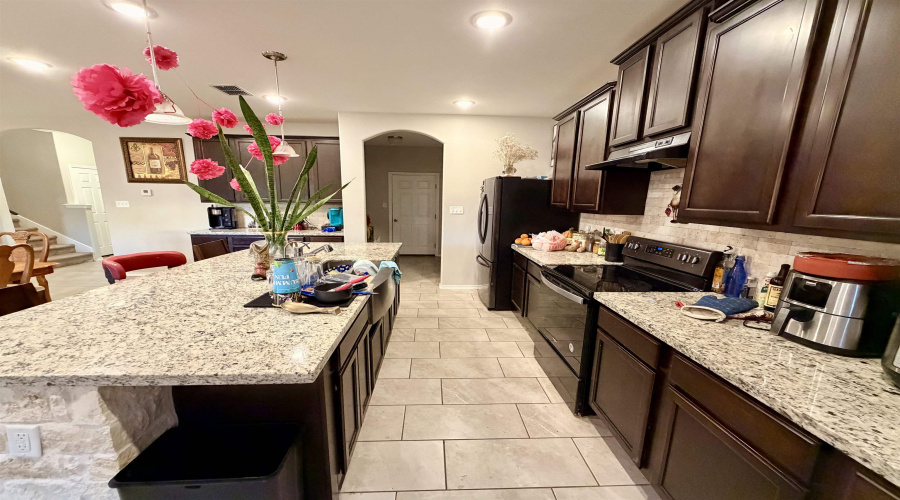 1411 Chital Dr, Laredo, Texas 78045, 4 Bedrooms Bedrooms, 7 Rooms Rooms,2 BathroomsBathrooms,Residential,For Sale,1411 Chital Dr,20261277