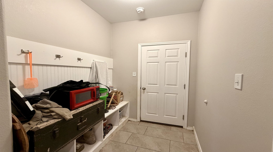 1411 Chital Dr, Laredo, Texas 78045, 4 Bedrooms Bedrooms, 7 Rooms Rooms,2 BathroomsBathrooms,Residential,For Sale,1411 Chital Dr,20261277