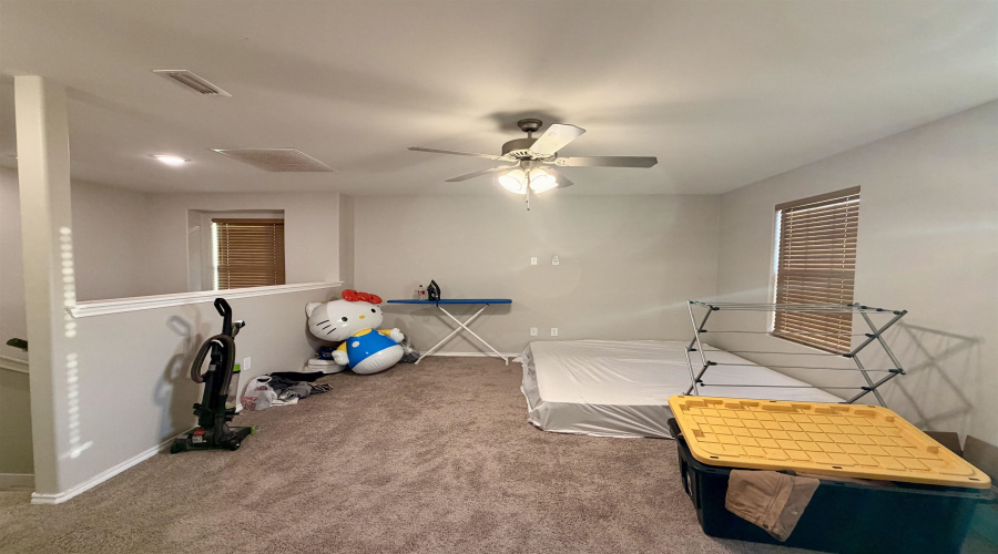 1411 Chital Dr, Laredo, Texas 78045, 4 Bedrooms Bedrooms, 7 Rooms Rooms,2 BathroomsBathrooms,Residential,For Sale,1411 Chital Dr,20261277