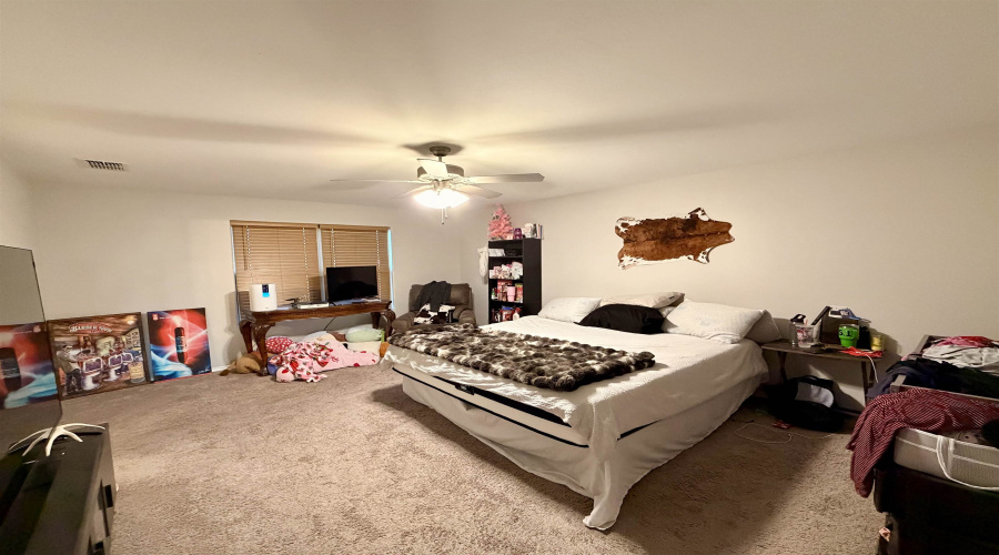 1411 Chital Dr, Laredo, Texas 78045, 4 Bedrooms Bedrooms, 7 Rooms Rooms,2 BathroomsBathrooms,Residential,For Sale,1411 Chital Dr,20261277