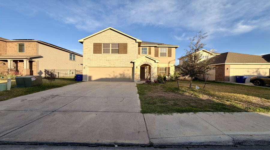 1411 Chital Dr, Laredo, Texas 78045, 4 Bedrooms Bedrooms, 7 Rooms Rooms,2 BathroomsBathrooms,Residential,For Sale,1411 Chital Dr,20261277