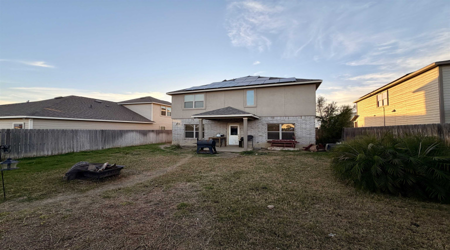 1411 Chital Dr, Laredo, Texas 78045, 4 Bedrooms Bedrooms, 7 Rooms Rooms,2 BathroomsBathrooms,Residential,For Sale,1411 Chital Dr,20261277