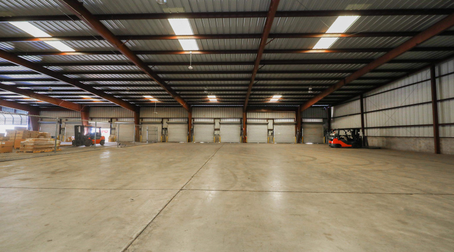 1641 World Trade Center Lp, Laredo, Texas 78045, 1 Bedroom Bedrooms, 11 Rooms Rooms,3 BathroomsBathrooms,Commercial/industrial,For Rent,1641 World Trade Center Lp,20261281