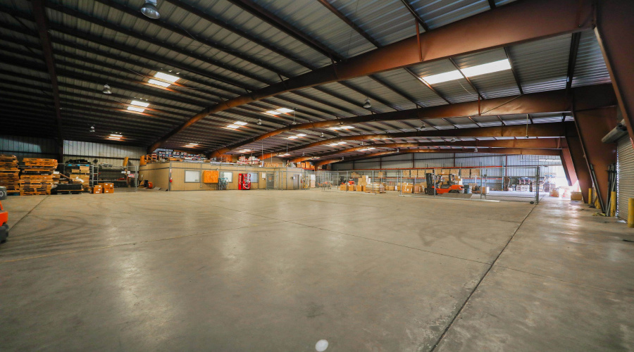 1641 World Trade Center Lp, Laredo, Texas 78045, 1 Bedroom Bedrooms, 11 Rooms Rooms,3 BathroomsBathrooms,Commercial/industrial,For Rent,1641 World Trade Center Lp,20261281