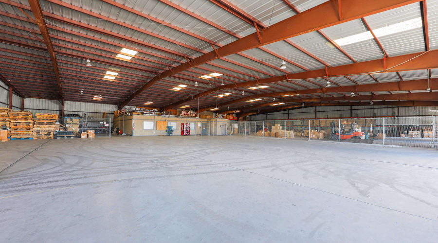 1641 World Trade Center Lp, Laredo, Texas 78045, 1 Bedroom Bedrooms, 11 Rooms Rooms,3 BathroomsBathrooms,Commercial/industrial,For Rent,1641 World Trade Center Lp,20261281