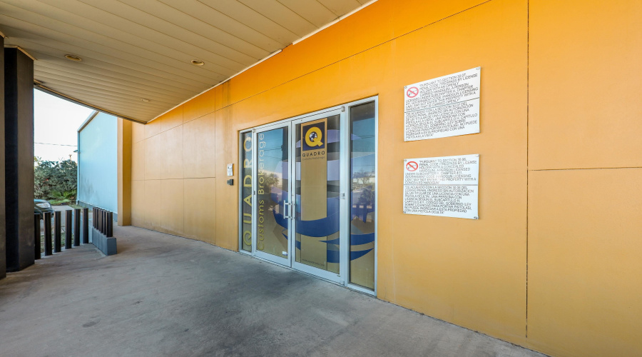 1641 World Trade Center Lp, Laredo, Texas 78045, 1 Bedroom Bedrooms, 11 Rooms Rooms,3 BathroomsBathrooms,Commercial/industrial,For Rent,1641 World Trade Center Lp,20261281