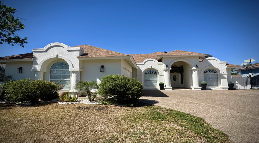622 Forest Lp, Laredo, Texas 78045-0000, 3 Bedrooms Bedrooms, 7 Rooms Rooms,2 BathroomsBathrooms,Residential,For Sale,622 Forest Lp,20261278