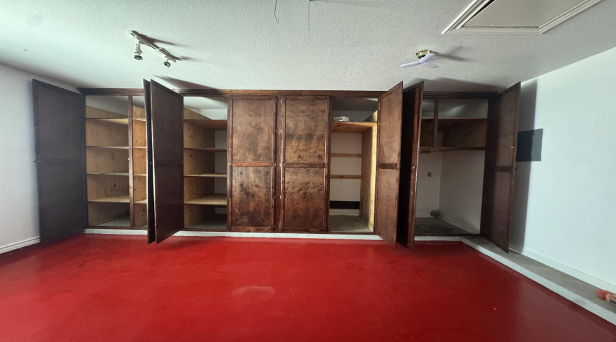 622 Forest Lp, Laredo, Texas 78045-0000, 3 Bedrooms Bedrooms, 7 Rooms Rooms,2 BathroomsBathrooms,Residential,For Sale,622 Forest Lp,20261278