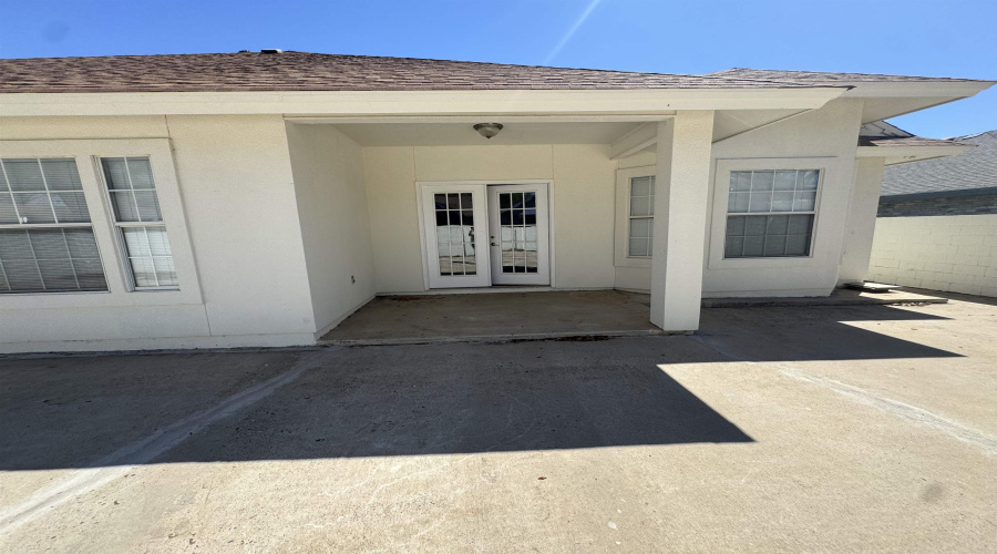 622 Forest Lp, Laredo, Texas 78045-0000, 3 Bedrooms Bedrooms, 7 Rooms Rooms,2 BathroomsBathrooms,Residential,For Sale,622 Forest Lp,20261278