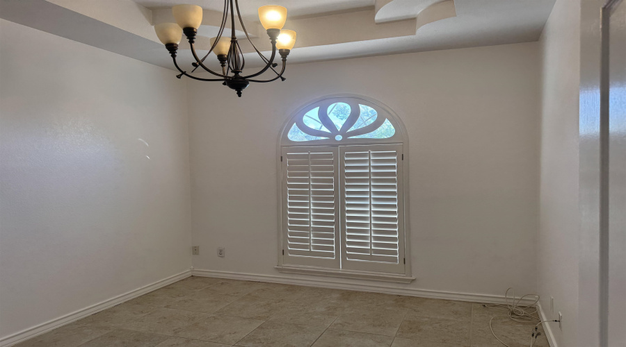 622 Forest Lp, Laredo, Texas 78045-0000, 3 Bedrooms Bedrooms, 7 Rooms Rooms,2 BathroomsBathrooms,Residential,For Sale,622 Forest Lp,20261278