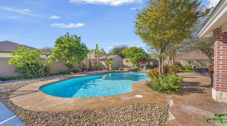 5103 Shark Bay Rd, Laredo, Texas 78041, 4 Bedrooms Bedrooms, 8 Rooms Rooms,2 BathroomsBathrooms,Residential,For Sale,5103 Shark Bay Rd,20261280