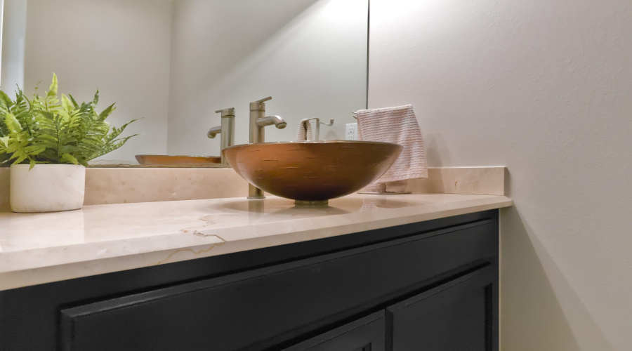 6304 Ramin Ct, Laredo, Texas 78045, 3 Bedrooms Bedrooms, 6 Rooms Rooms,2 BathroomsBathrooms,Residential,For Sale,6304 Ramin Ct,20261285