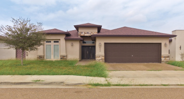 6304 Ramin Ct, Laredo, Texas 78045, 3 Bedrooms Bedrooms, 6 Rooms Rooms,2 BathroomsBathrooms,Residential,For Sale,6304 Ramin Ct,20261285 6304 Ramin Ct, Laredo, Texas 78045, 3 Bedrooms Bedrooms, 6 Rooms Rooms,2 BathroomsBathrooms,Residential,For Sale,6304 Ramin Ct,20261285