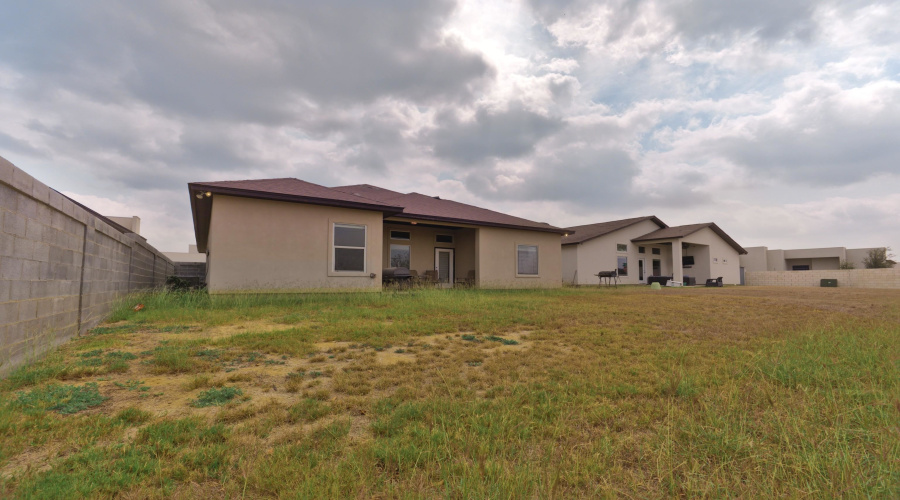 6304 Ramin Ct, Laredo, Texas 78045, 3 Bedrooms Bedrooms, 6 Rooms Rooms,2 BathroomsBathrooms,Residential,For Sale,6304 Ramin Ct,20261285