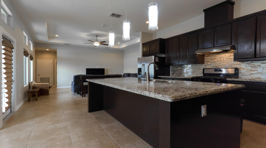 6304 Ramin Ct, Laredo, Texas 78045, 3 Bedrooms Bedrooms, 6 Rooms Rooms,2 BathroomsBathrooms,Residential,For Sale,6304 Ramin Ct,20261285