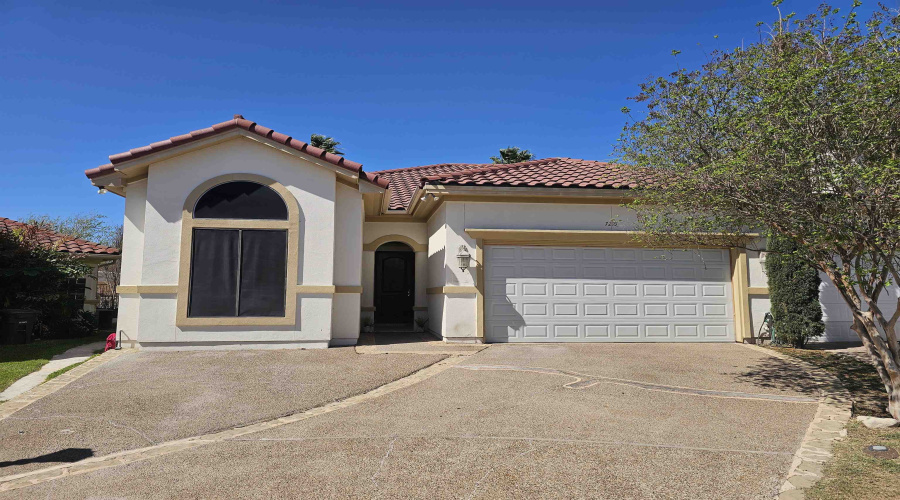 7215 Lake Victoria Rd, Laredo, Texas 78041, 3 Bedrooms Bedrooms, 6 Rooms Rooms,2 BathroomsBathrooms,Residential,For Sale,7215 Lake Victoria Rd,20261286