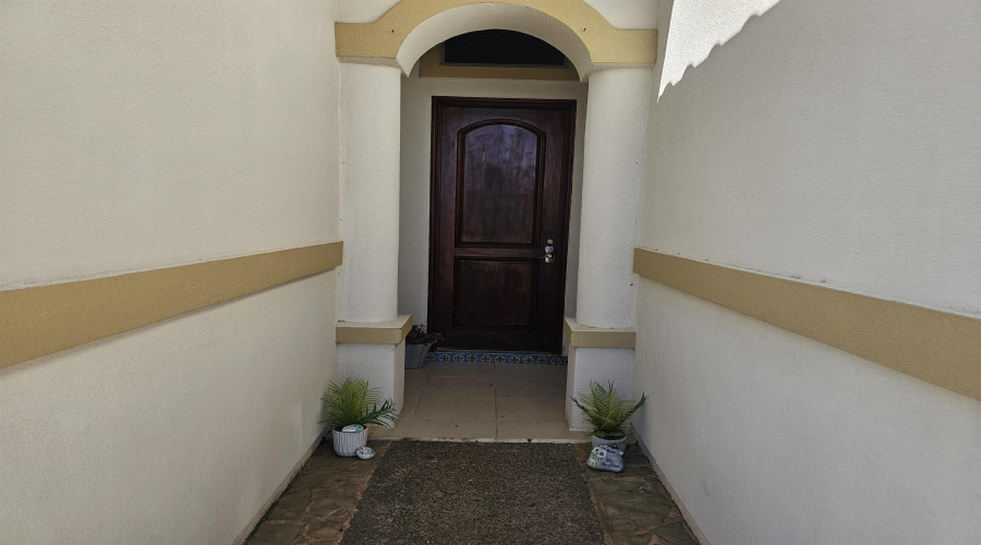 7215 Lake Victoria Rd, Laredo, Texas 78041, 3 Bedrooms Bedrooms, 6 Rooms Rooms,2 BathroomsBathrooms,Residential,For Sale,7215 Lake Victoria Rd,20261286