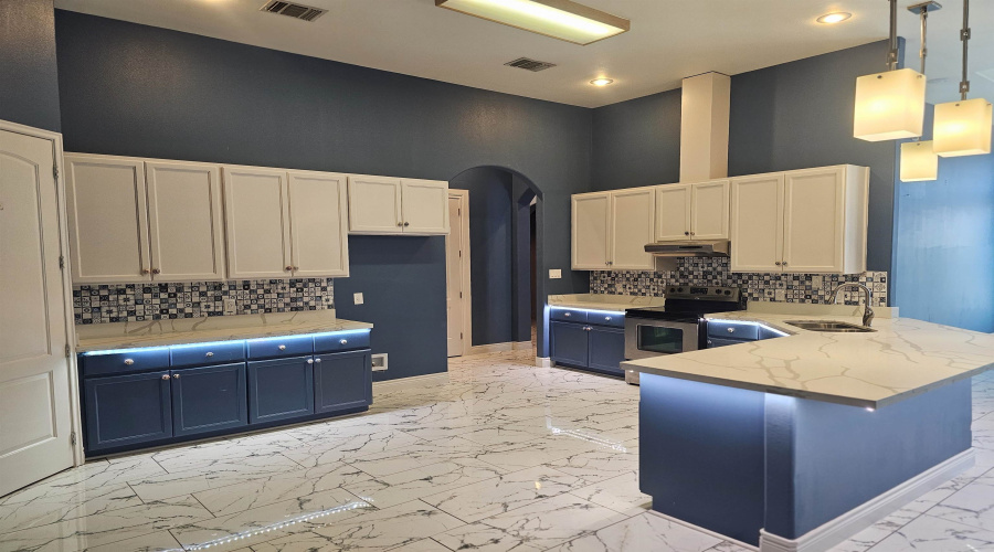 7215 Lake Victoria Rd, Laredo, Texas 78041, 3 Bedrooms Bedrooms, 6 Rooms Rooms,2 BathroomsBathrooms,Residential,For Sale,7215 Lake Victoria Rd,20261286