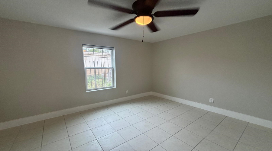 1303 Philadelphia St, Laredo, Texas 78041, 1 Bedroom Bedrooms, 2 Rooms Rooms,1 BathroomBathrooms,Residential,For Rent,1303 Philadelphia St,20261289