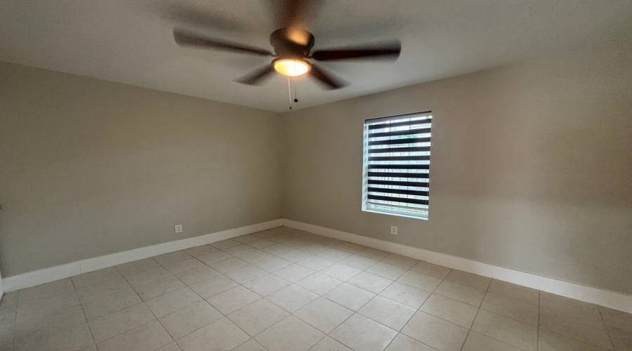 1303 Philadelphia St, Laredo, Texas 78041, 1 Bedroom Bedrooms, 2 Rooms Rooms,1 BathroomBathrooms,Residential,For Rent,1303 Philadelphia St,20261289