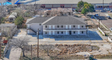 1303 Philadelphia St, Laredo, Texas 78041, 1 Bedroom Bedrooms, 2 Rooms Rooms,1 BathroomBathrooms,Residential,For Rent,1303 Philadelphia St,20261289