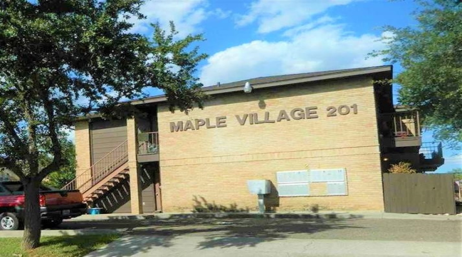 201 Martingale Ln, Laredo, Texas 78041, 2 Bedrooms Bedrooms, 5 Rooms Rooms,2 BathroomsBathrooms,Residential,For Rent,201 Martingale Ln,20261290