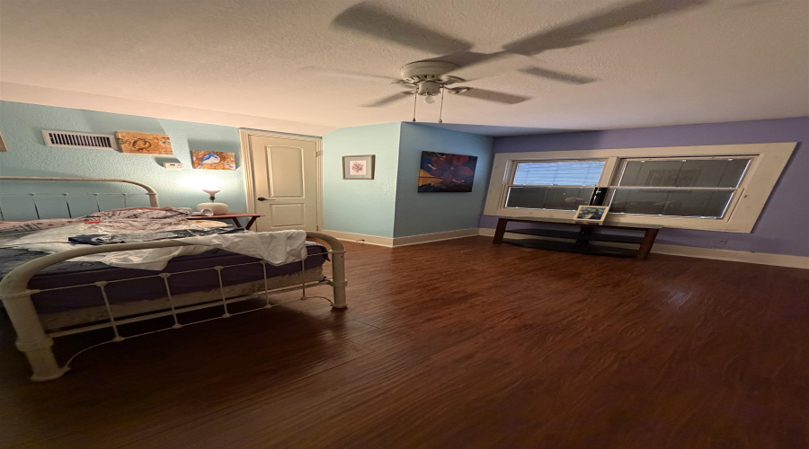 1302 West Lucille, Hebbronville, Texas 78361, 4 Bedrooms Bedrooms, 7 Rooms Rooms,2 BathroomsBathrooms,Residential,For Sale,1302 West Lucille,20261291