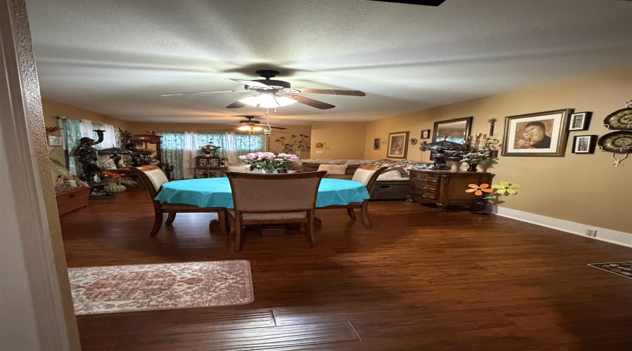 1302 West Lucille, Hebbronville, Texas 78361, 4 Bedrooms Bedrooms, 7 Rooms Rooms,2 BathroomsBathrooms,Residential,For Sale,1302 West Lucille,20261291