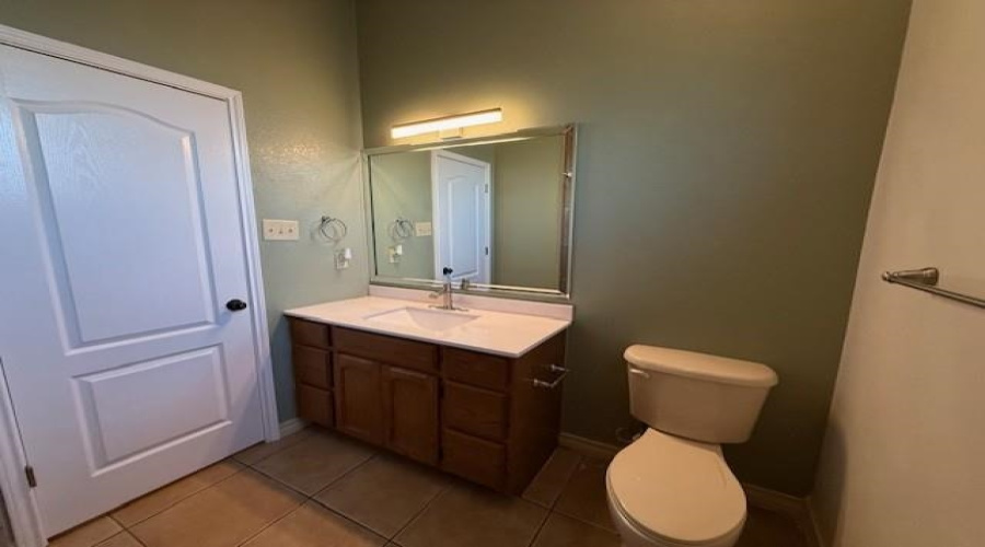 2912 Sundance Lp, Laredo, Texas 78045-8481, 3 Bedrooms Bedrooms, 6 Rooms Rooms,2 BathroomsBathrooms,Residential,For Rent,2912 Sundance Lp,20261292