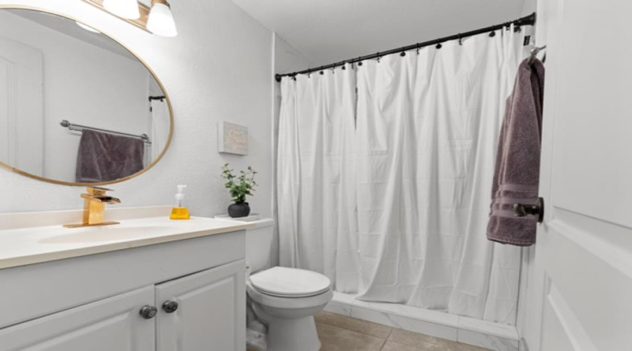 509 Surrey Rd, Laredo, Texas 78041, 4 Bedrooms Bedrooms, 8 Rooms Rooms,2 BathroomsBathrooms,Residential,For Sale,509 Surrey Rd,20261293