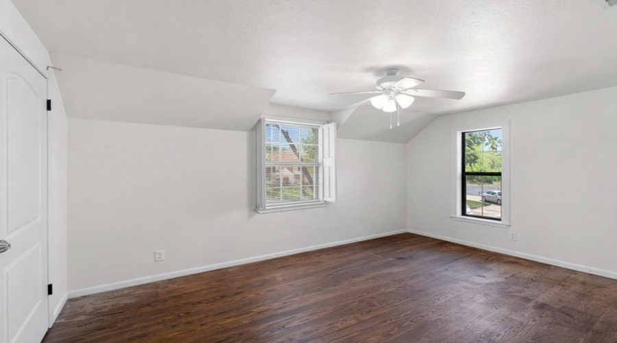 509 Surrey Rd, Laredo, Texas 78041, 4 Bedrooms Bedrooms, 8 Rooms Rooms,2 BathroomsBathrooms,Residential,For Sale,509 Surrey Rd,20261293