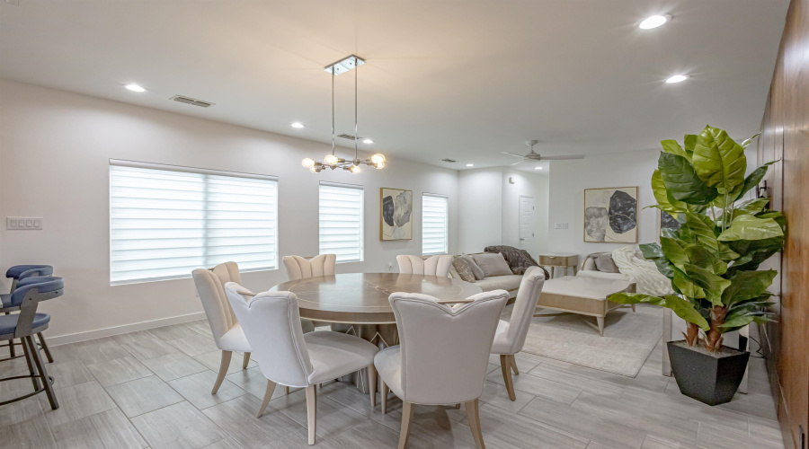 423 Deer Path Loop, Laredo, Texas 78045, 4 Bedrooms Bedrooms, 7 Rooms Rooms,2 BathroomsBathrooms,Residential,For Rent,423 Deer Path Loop,20261297