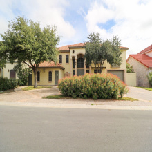 208 Crater Lake Dr, LAREDO, Texas 78041, 4 Bedrooms Bedrooms, 11 Rooms Rooms,4 BathroomsBathrooms,Residential,For Sale,208 Crater Lake Dr,20261299