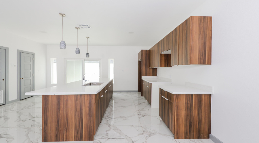 1011 Emerald Valley Dr., Laredo, Texas 78043, 3 Bedrooms Bedrooms, 6 Rooms Rooms,2 BathroomsBathrooms,Residential,For Rent,1011 Emerald Valley Dr.,20261300