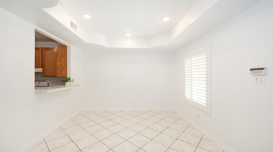 1000 Ranchway Dr, Laredo, Texas 78045, 3 Bedrooms Bedrooms, 6 Rooms Rooms,3 BathroomsBathrooms,Residential,For Rent,1000 Ranchway Dr,20261301