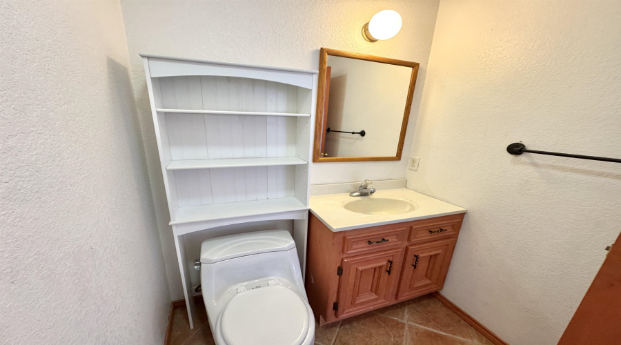 143 Meza Salinas Rd., ZAPATA, Texas 78076, 4 Bedrooms Bedrooms, 6 Rooms Rooms,3 BathroomsBathrooms,Residential,For Sale,143 Meza Salinas Rd.,20260367